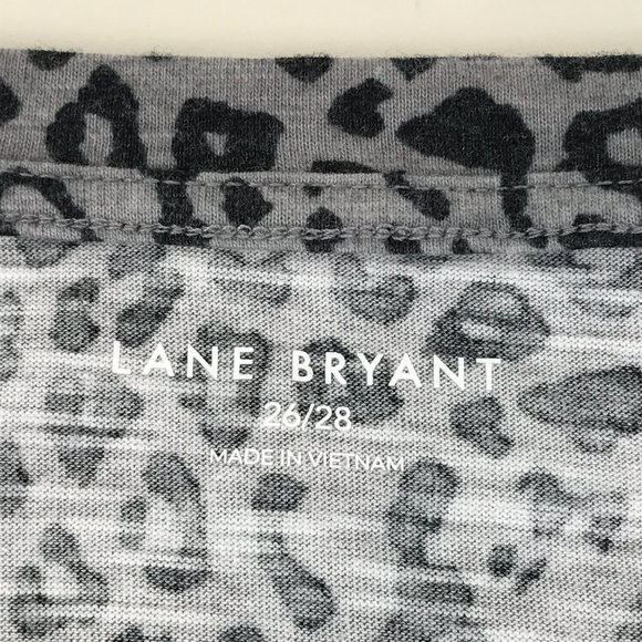 Lane Bryant Animal Print Tee Women's Plus Size 26/28 Crew Neck Long Sleeves - Picture 2 of 12